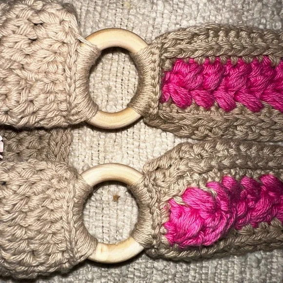 NWT Handcrafted Pink and Tan Crochet Crossbody Bag - Picture 7 of 13